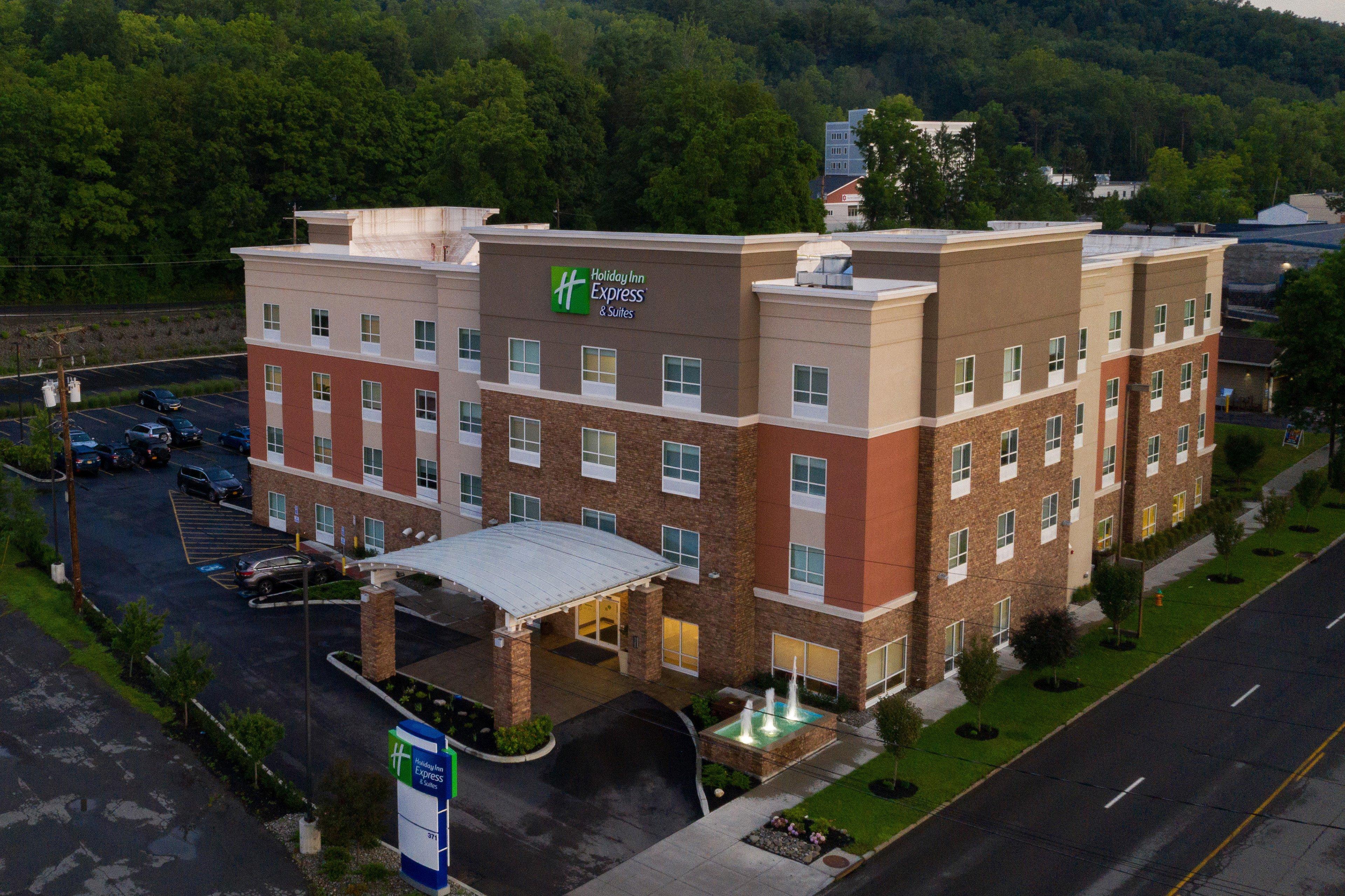 Holiday Inn Express & Suites Ithaca By Ihg Exteriér fotografie